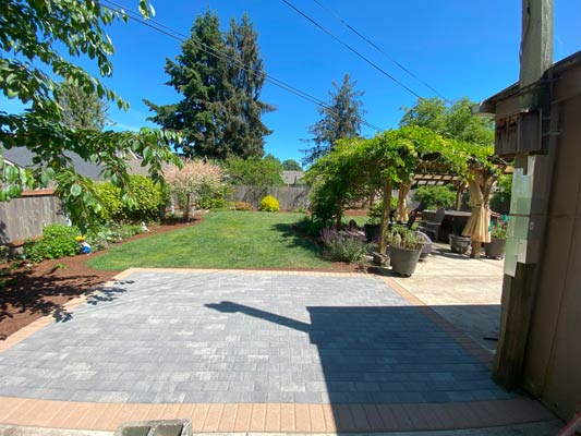 Backyard patio with paver stones